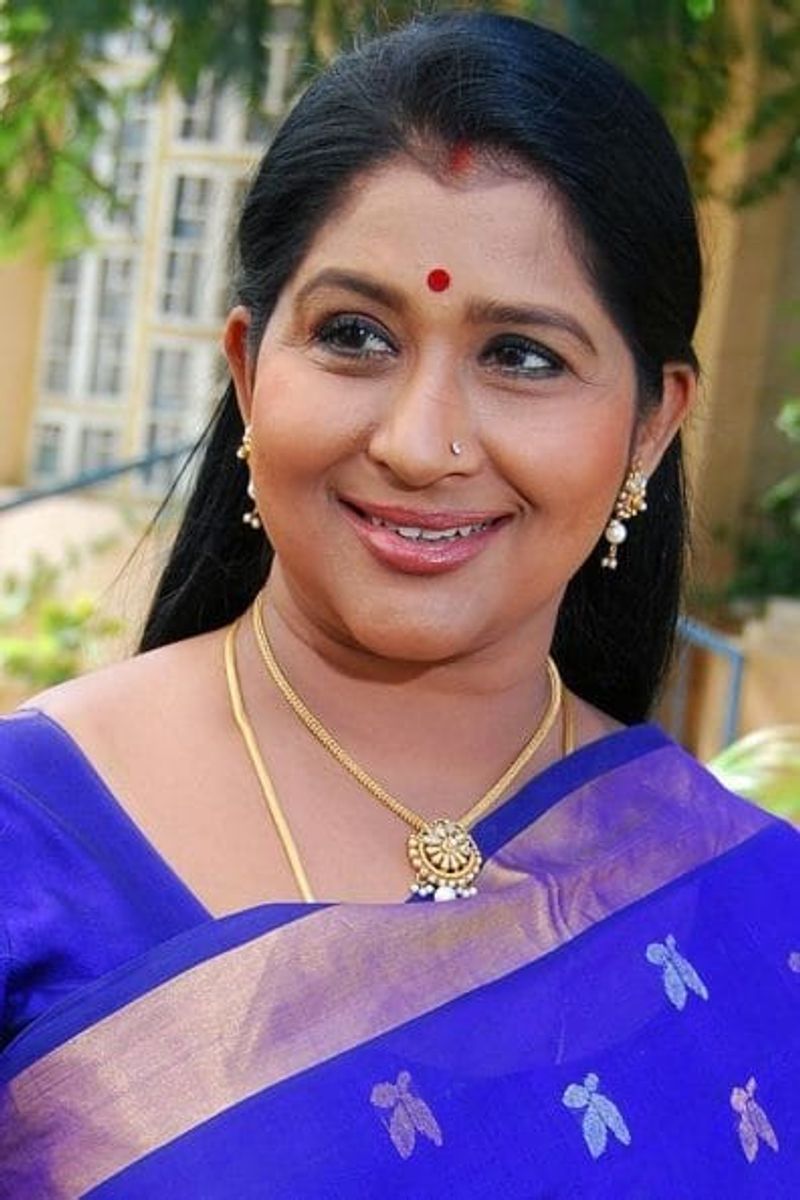 Actress Kavitha Sensational comments on Megastar Chiranjeevi