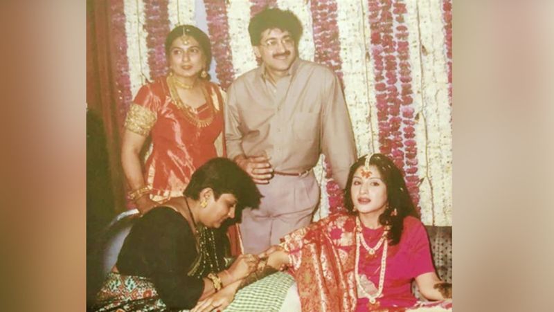 Sridevi rare pics from Sanjay kapoor And Maheep kapoor mehendi ceremony KPY