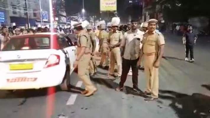 Covai Hindu munnani district secretary was attacked by mysterious person Covai Hindu munnani district secretary was attacked by mysterious person