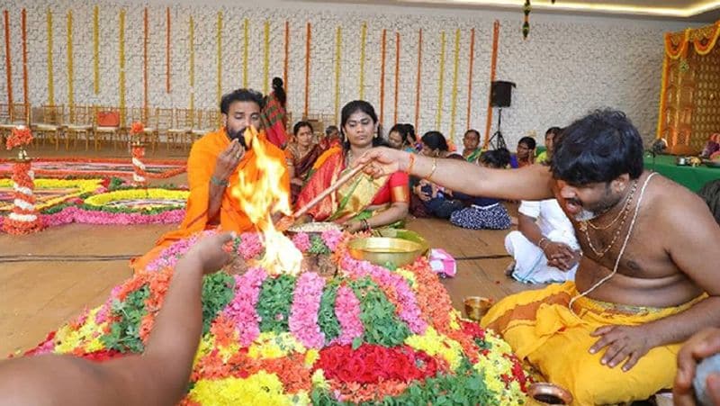 Rakshita the daughter of BJP minister Sriramulu will be royal wedding today kps