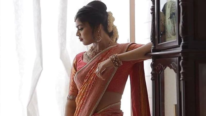 Rakshita the daughter of BJP minister Sriramulu will be royal wedding today kps