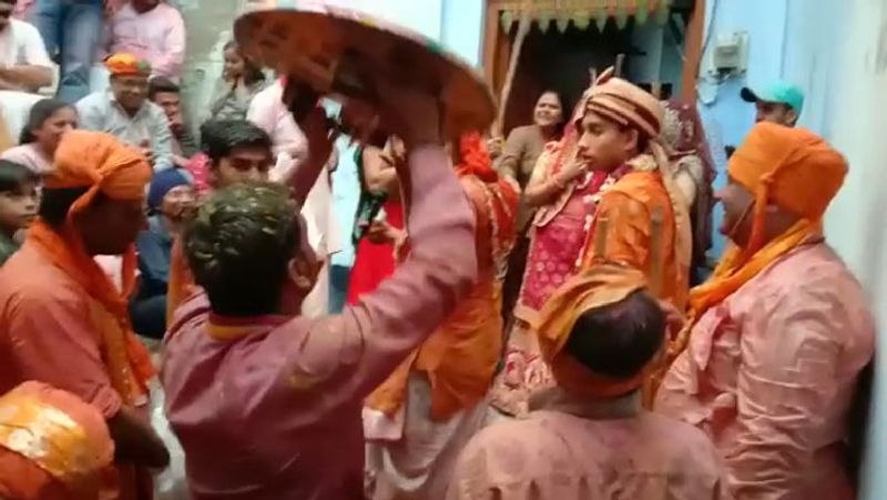 lathmar holi celebration in mathura kpl