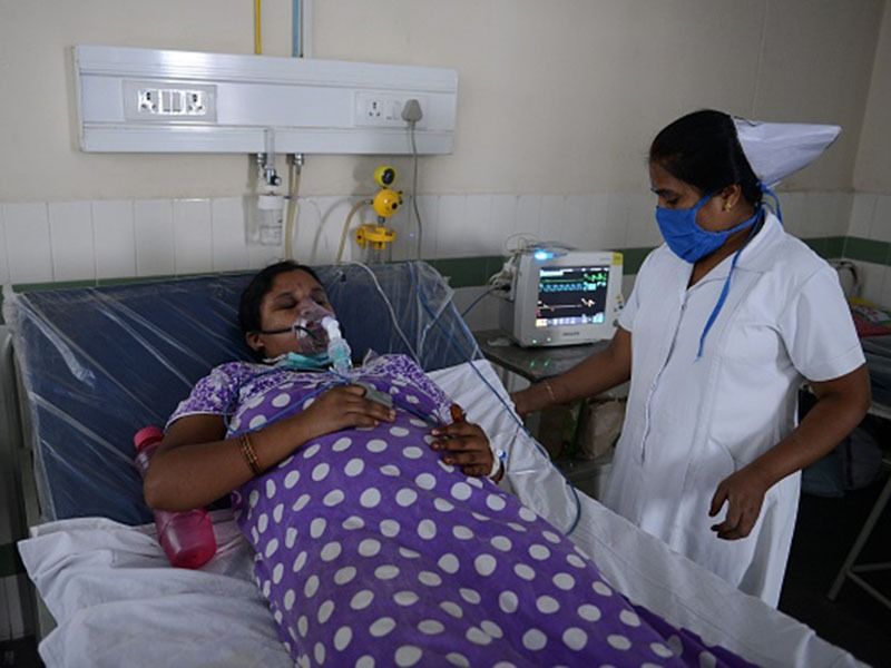 সোয়াইন ইনফ্লুয়েঞ্জা ভাইরাসের উপস্থিতি নির্ণয় করতে আক্রান্ত ব্যক্তির লালা ও নাসিকা রসের নমুনা সংগ্রহ করা হয়।