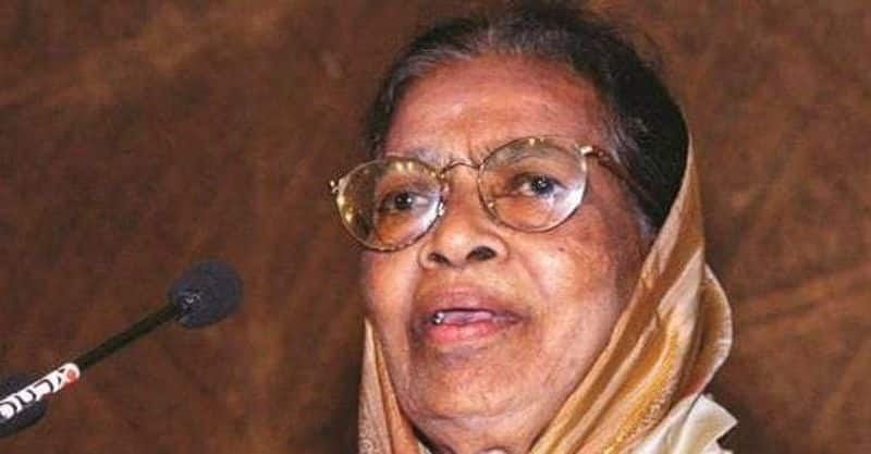 Fathima Beevi - First female Supreme Court judge:  Fathima Beevi was elevated as a judge of the Supreme Court in the year 1989.