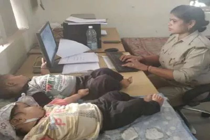 womens day 2020 mother hold baby on duty isnpiring stories kpt