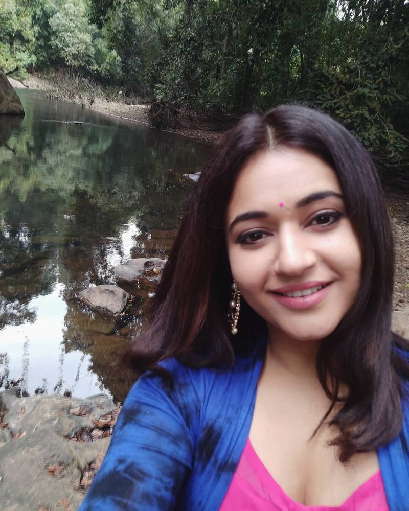 poonam bajwa