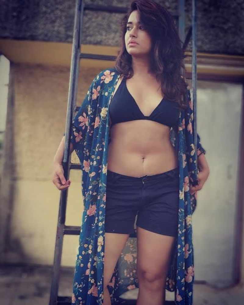 poonam bajwa