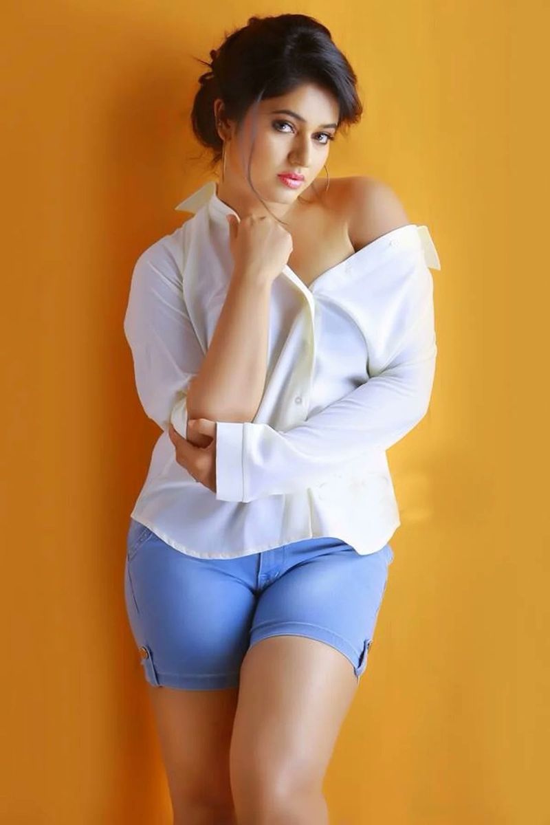 poonam bajwa