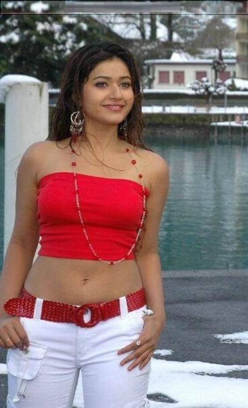 poonam bajwa