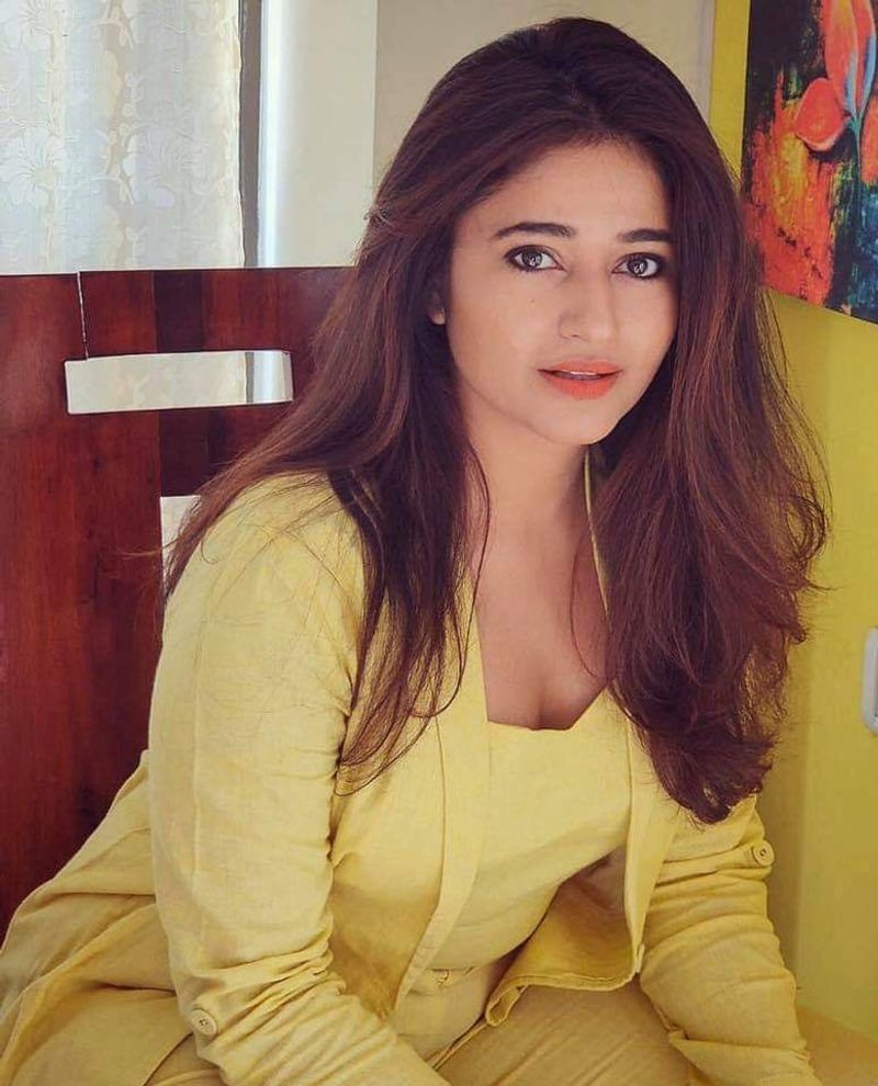 poonam bajwa