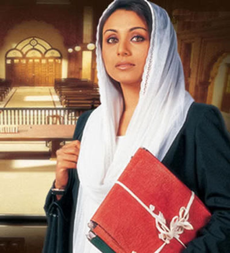 Veer Zaara is another classic hit film that Aishwarya Rai refused, and Rani Mukerji cashed in on.