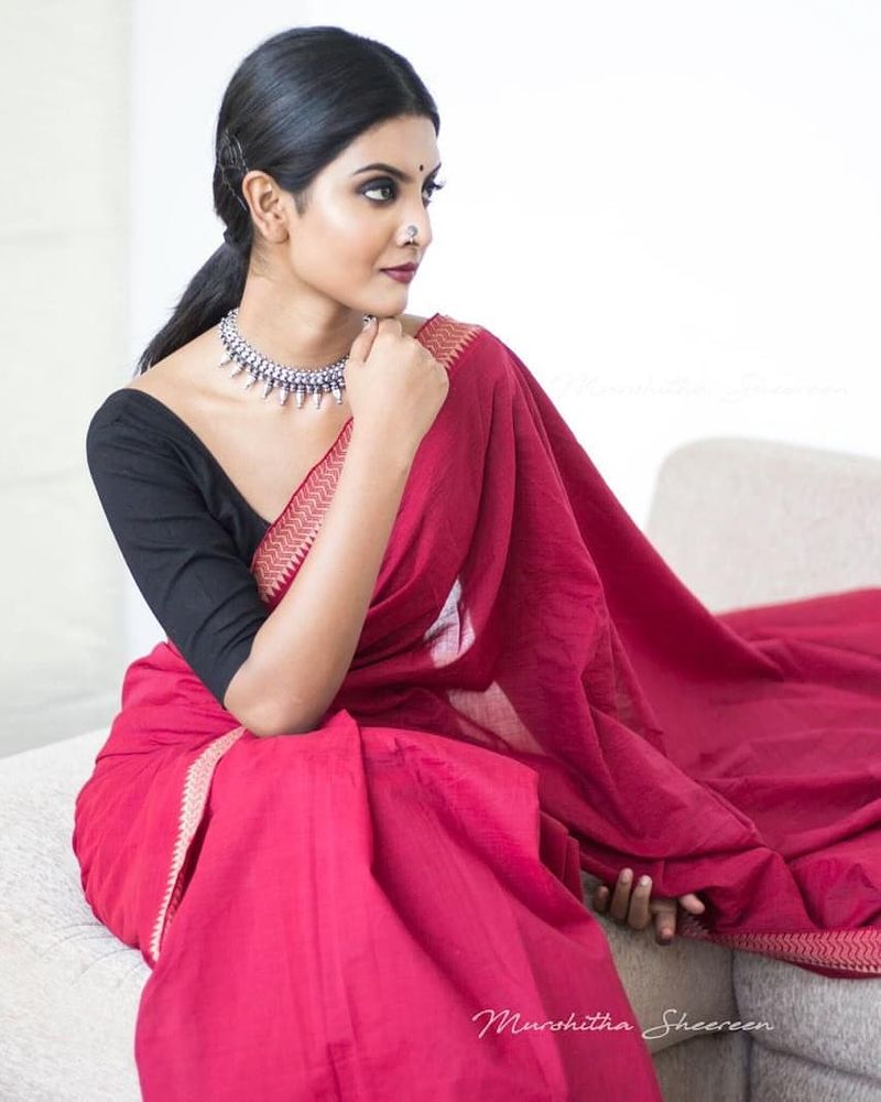 Nivedhithaasathish photo gallery