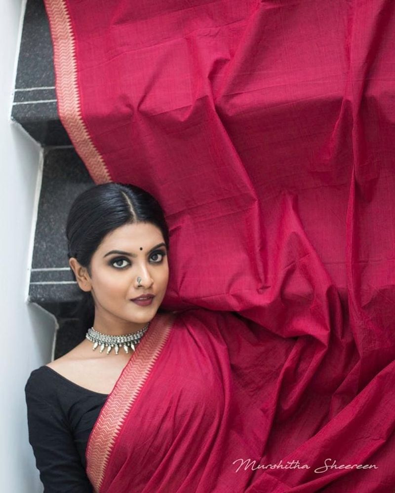 Nivedhithaasathish photo gallery