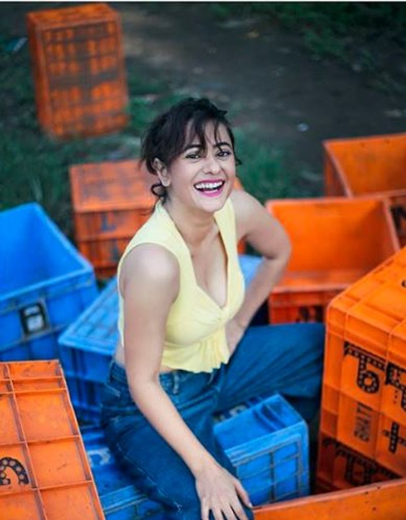 Actress Mona Vasu Hot Gallery