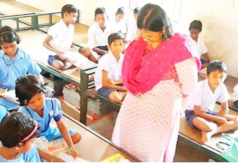 womens day 2020 poma tudu ias officer changed life of tribals ias inspiring story kpt