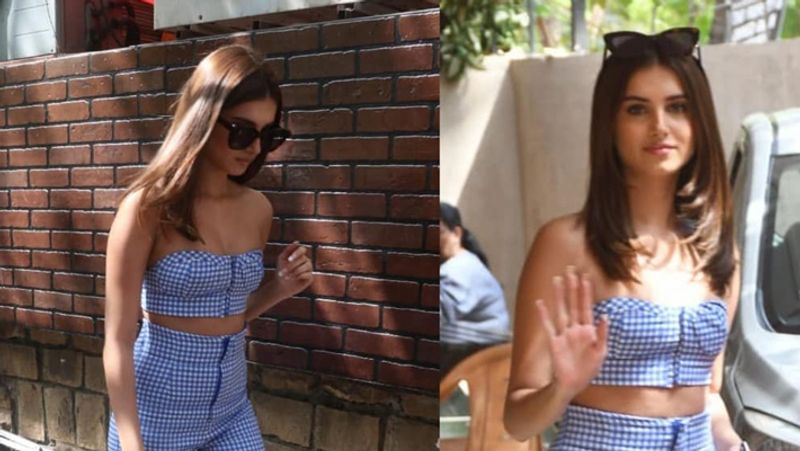 Kareena Kapoor and Malaika Arora flaunt backless outfit KPJ