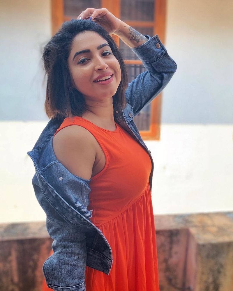 Actress Ameya Mathew Gallery