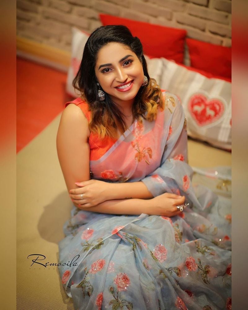 Actress Ameya Mathew Gallery