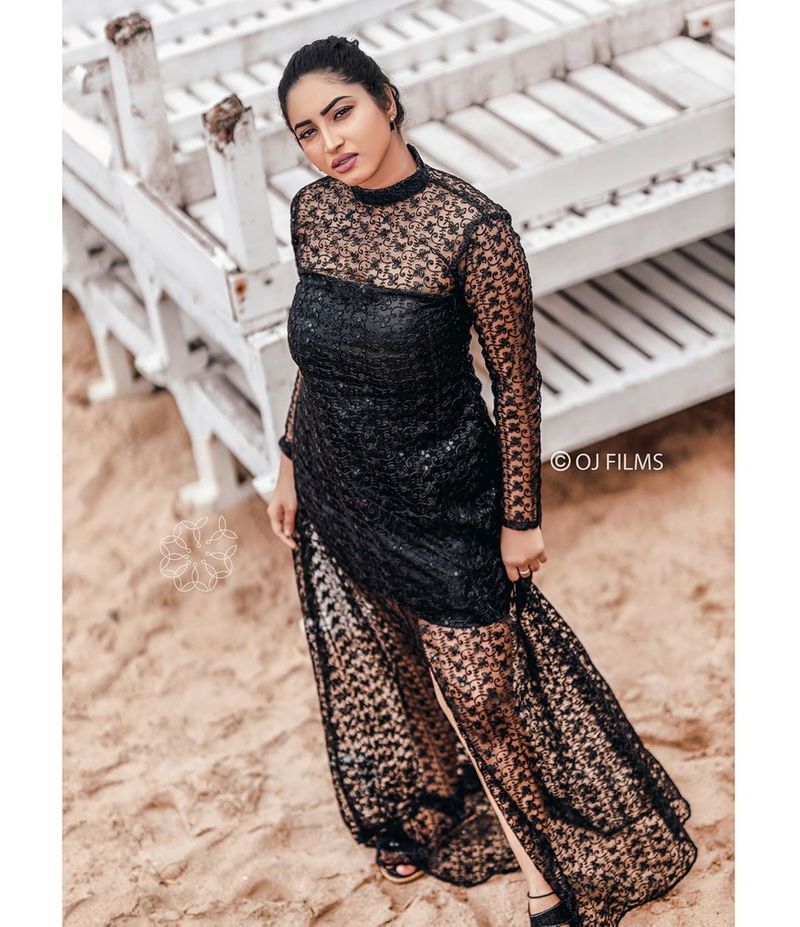 Actress Ameya Mathew Gallery