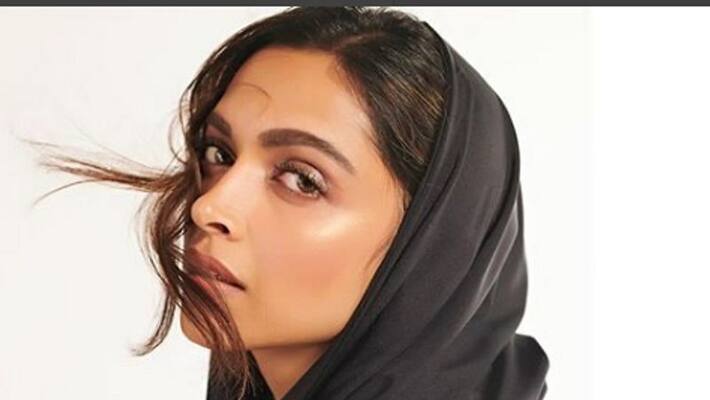 In corona virus scares Deepika paducone accepts safe hands challenge In corona virus scares Deepika paducone accepts safe hands challenge