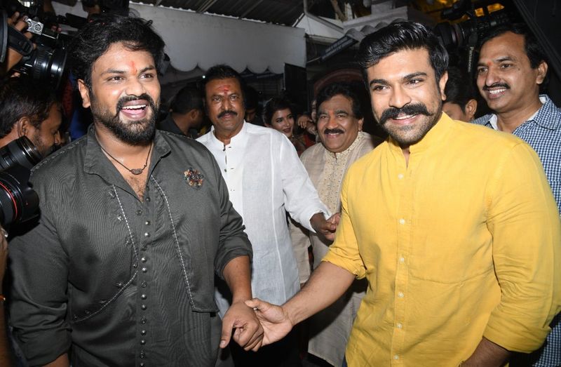 వేడుకకు రామ్ చరణ్ ముఖ్య అతిదిగా వచ్చారు.