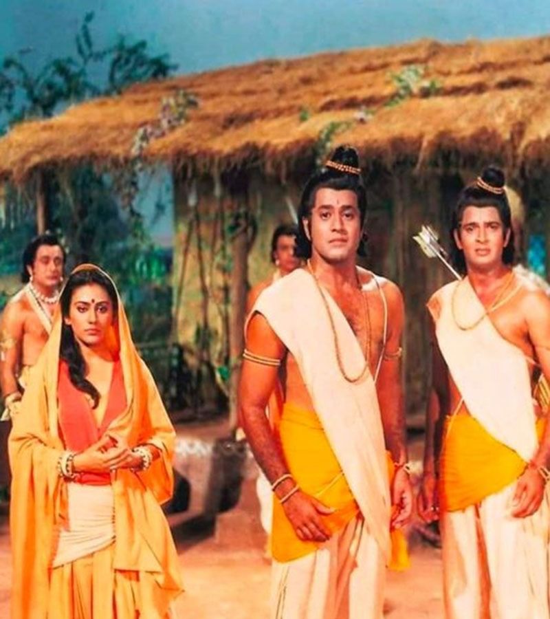 অরুণ আরও জানান, যে তাঁদের মনে হয়েছিল রাম এবং সীতার ভূমিকায় তাঁদের অভিনয় জনমানসে এমন একটা ভাবমূর্তি তৈরি করেছে, তাতে উত্তেজক ফোটোশ্যুট বিতর্ক তৈরি করবে। এমনকী, টেলিভিশনের পর্দায় অরুণ রাম রূপে এবং দীপিকা সীতা রূপে অভিনয় করে সমগ্র দেশের যে শ্রদ্ধা ও ভালোবাসা অর্জন করেছিলেন তাতেও এটা প্রভাব ফেলত। ভাবমূর্তি নষ্ট হতে পারত রামায়ণ সিরিয়ালেরও।