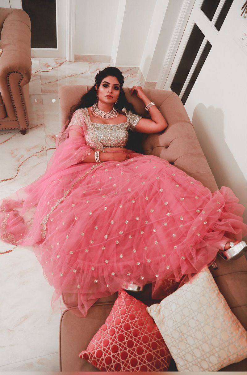 Anchor Maheswari Stunning Photo Gallery