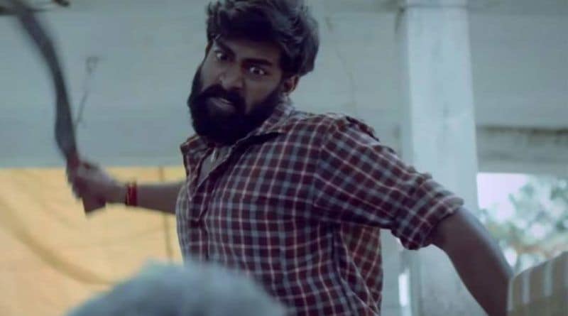 టెక్నికల్ గా .. : సినిమాటోగ్రఫీ కొన్ని సీన్స్ లో తప్పించి బాగుంది. లో బడ్జెట్ లో కథకు నేపధ్యంగా అమిరే రస్టిక్ ఫీల్ ని ఎఫెక్టివ్ గా తీసుకువచ్చారు. అయితే ఊహకు అందే విధంగా సాగిన స్క్రీన్ ప్లే వీక్ గా అనిపిస్తుంది. అలాగే కథ కూడా నేపధ్యం తప్పిస్తే రొటీన్ కమర్షియల్ ఫిల్మ్ లను గుర్తు చేస్తుంది. అయితే దర్శకుడు కరుణ్ కుమార్ మంచి వర్క్ చేసారు. మంచి కథ,కథనం దొరికితే మంచి కమర్షియల్ డైరక్టర్ అవుతారనిపిస్తుంది. అన్ని శాఖల నుంచి మంచి అవుట్ పుట్ తీసుకున్నారు. అయితే డైలాగుల్లో నాచురాలిటీ పేరిట కొన్ని సంభాషణల్ని `రా`గానే పలికించారు. అది మింగుడుపడటం కష్టమే. యాక్షన్ ఎపిసోడ్స్ లో ఆయన ఓ ప్రత్యకమైన ముద్ర వేయగలిగారు కానీ చాలా చోట్ల సినిమాటెక్ లిబర్టీ ఎక్కువ తీసేసుకున్నారు. ఇక ఎడిటింగ్ విషయంలోనే ఆయన పట్టు వదిలేసారు. సంగీతం విషయానికి వస్తే రఘు కుంచె రెండు మంచి పాటలు ఇచ్చారు.బ్యాక్ గ్రౌండ్ స్కోర్ కూడా బాగుంది. ప్రొడక్షన్ విషయంలోనూ సినిమాకు కావాల్సిన మేర బాగానే ఖర్చు పెట్టారు.