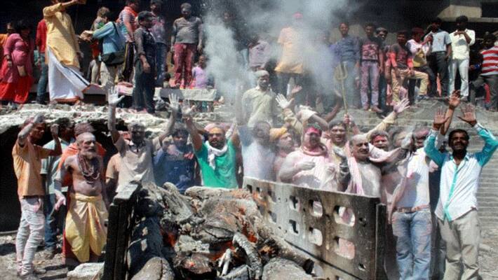 In Varanasi people celebrate Holi with pyre ashes In Varanasi people celebrate Holi with pyre ashes