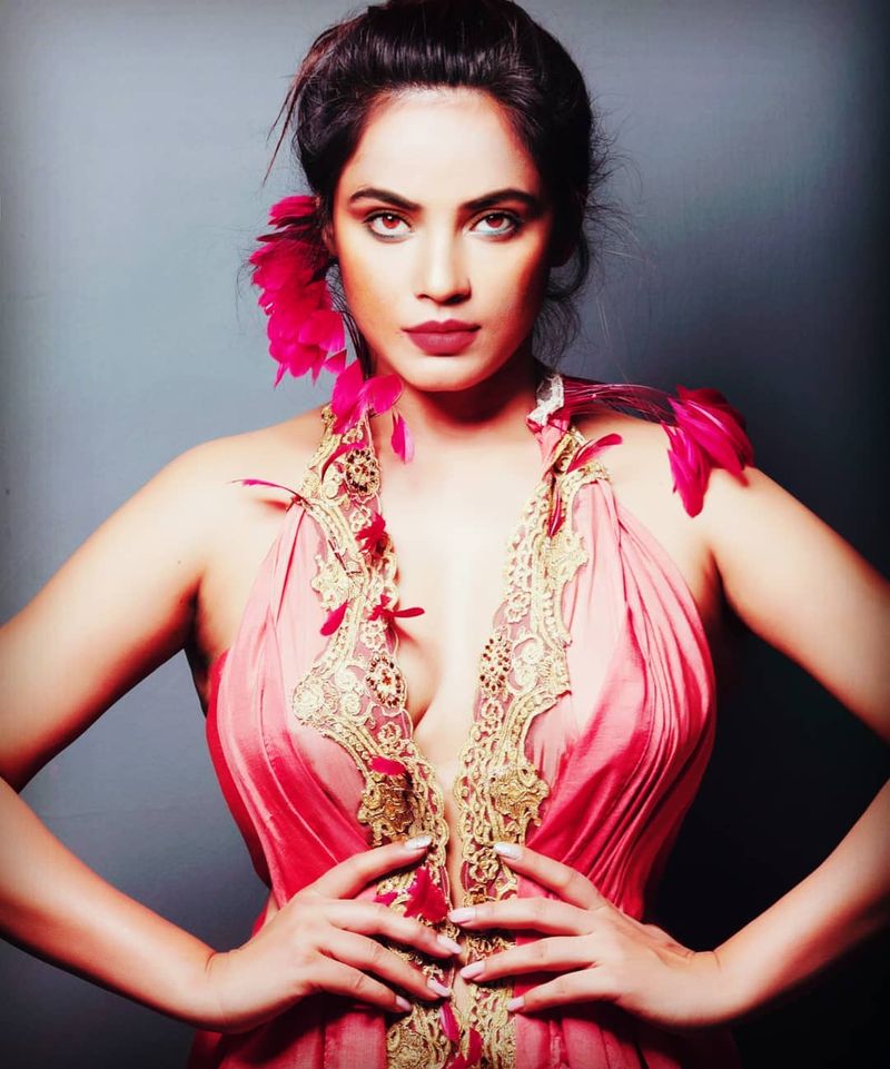 neetu chandra