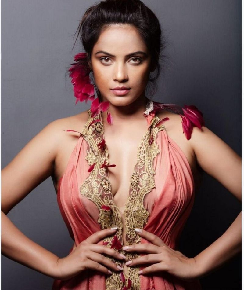 neetu chandra