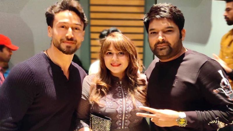 kapil sharma with wife cant recognize ginni chatrath KPJ