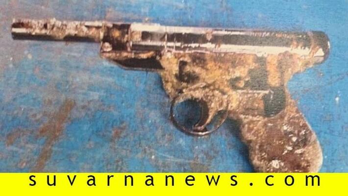 Pistol Suspected to Be Used in Dabholkar Murder Recovered From Arabian Sea Bed Pistol Suspected to Be Used in Dabholkar Murder Recovered From Arabian Sea Bed