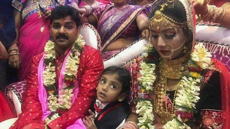 Pawan Singh Second Anniversary see his wedding album With wife jyoti singh KPY