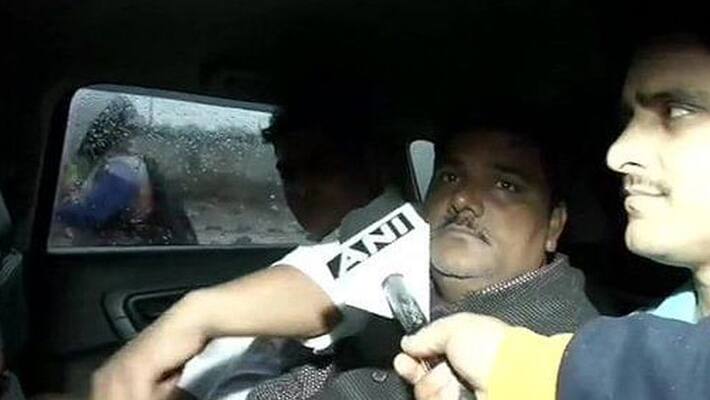 Delhi violence accused Tahir Hussain sent to 7day police remand kpn Delhi violence accused Tahir Hussain sent to 7day police remand kpn