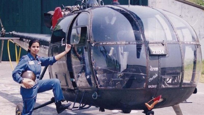 world womens day story of gunjan saxena India first woman combat aviator KPP