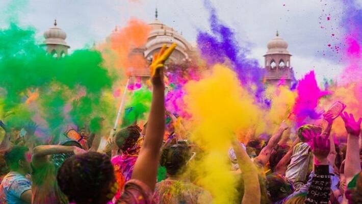 Follow these rituals on Dol Purnima and get back the fortune and wealth Follow these rituals on Dol Purnima and get back the fortune and wealth