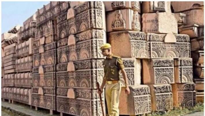 muslim man gifted ancient coin for Ram temple construction muslim man gifted ancient coin for Ram temple construction
