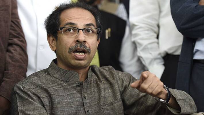 Shivsena mouthpiece Samana slams BJP for not closing parliament amid corona virus kpm Shivsena mouthpiece Samana slams BJP for not closing parliament amid corona virus kpm