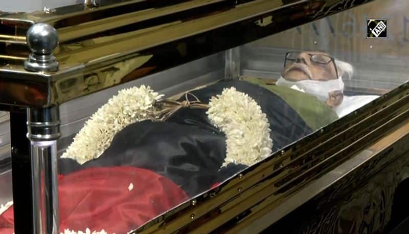 DMK General sectretary Anbazhagan's body was cremated