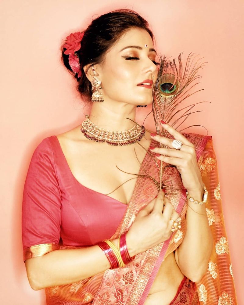Archana guptaa