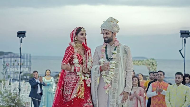 actress nusrat jahan and nikhil jain love story KPP