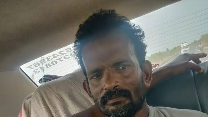mohamad rafiq used to talk like minmister jayakumar to collect money from others mohamad rafiq used to talk like minmister jayakumar to collect money from others