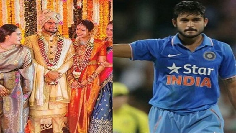 Team India Cricketer Manish Pandey offers prayer at Kukke Subramanya temple