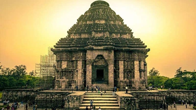From the Taj Mahal to the Red Fort and Humanyu's Tomb, women can visit these heritage for free on Women's Day KPB