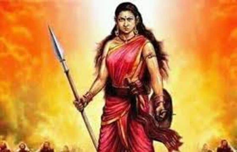 Insulting Tamil Nadu freedom fighters .. ?? Sasikala with red eyes and boiling blood.