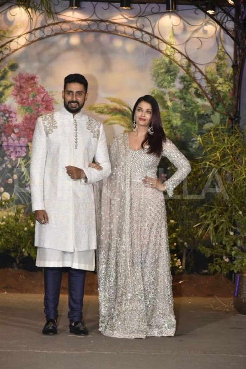 We saw some tension between the 'it' couple of Bollywood, Aishwarya Rai and Abhishek Bachchan, then.