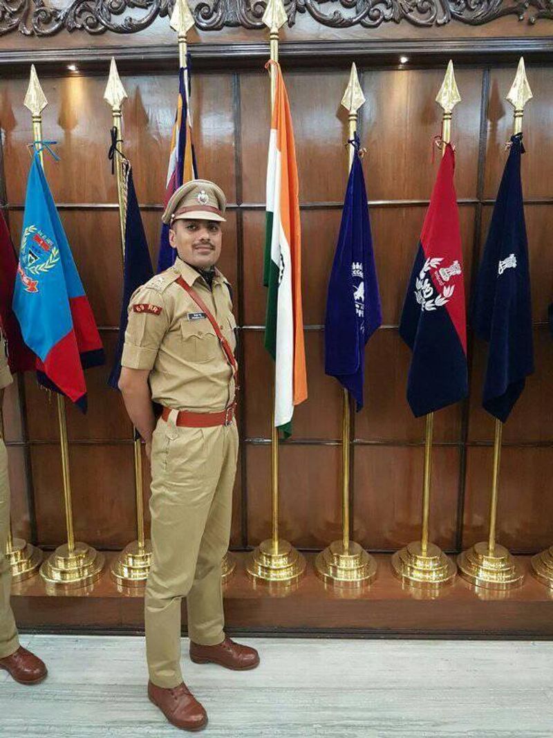 प्रेम ने बीएड परीक्षा पास की तथा नेट का एग्जाम दिया फिर वो कॉलेज में लेक्चरर बन गए। उन्होंने कुल मिलाकर करीब 12 बार सरकारी नौकरी हासिल कर ली। पर वो इतने में रूकने वाले नहीं थे उन्होंने अब “सिविल सेवा” में करियर बनाने के बारे में सोचा। उनका यह लक्ष्य बन गया कि उन्हें बेहतर से बेहतर पद पाना है। इसी दौरान उनके अंदर सिविल सर्विसेज परीक्षा पास करने का जुनून जागा। 