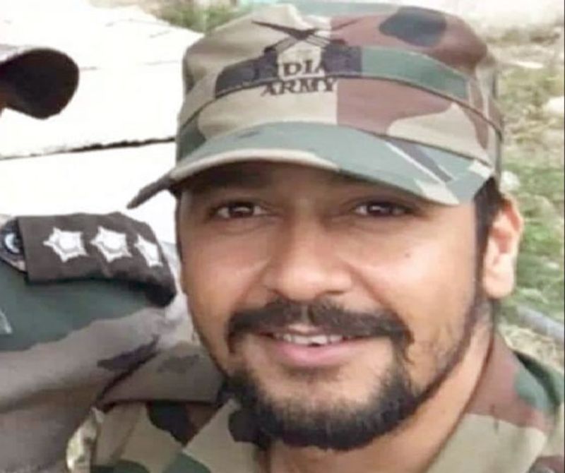 2019ರ ಪುಲ್ವಾಮಾ ದಾಳಿಯಲ್ಲಿ ಹುತಾತ್ಮರಾದ ಮೇಜರ್ ವಿಭೂತಿ ಶಂಕರ್ ದೌಂಡಿಯಾಲ್