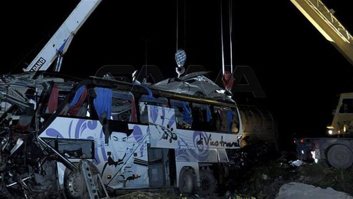 30 people killed in syria road accident 30 people killed in syria road accident